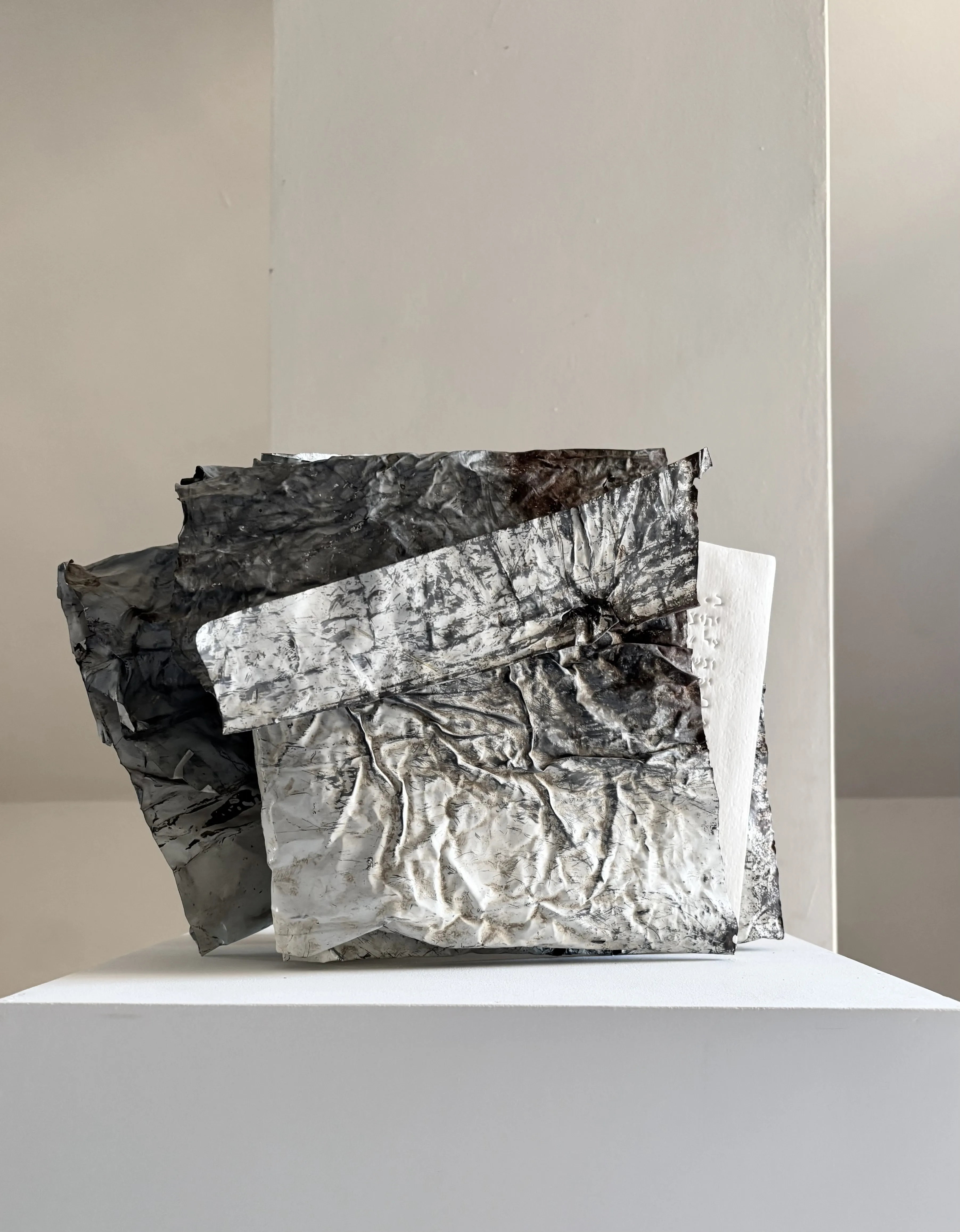 REPAIR OF THE WORLD — sculpture céramique d’Elisabeth Raphael (14/24)