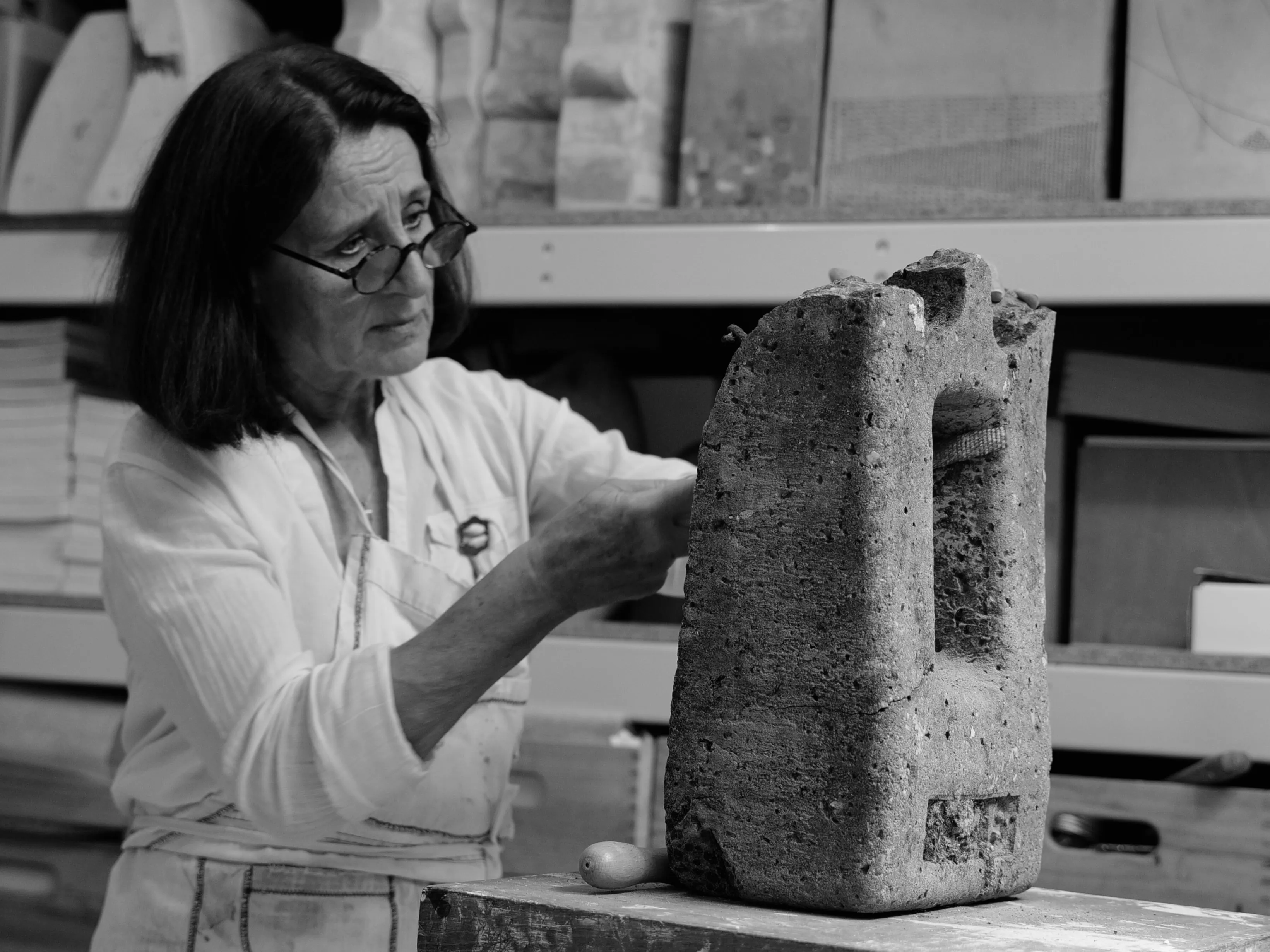 Elisabeth Raphael, her studio and her home, between Paris and Jerusalem (23/33)